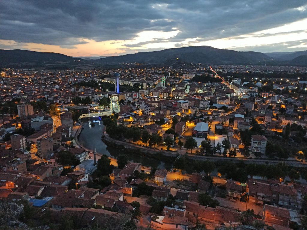Turhal’da taşkın riskine karşı tedbir amaçlı 15 mahalle ve 7 köy tahliye ediliyor
