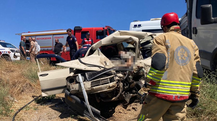 Manisa’da otomobil ile kamyonet çarpıştı: 1 ölü