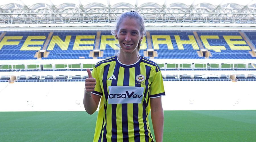 Fenerbahçe Kadın Futbol Takımı, Zsanett Bernadett Kajan’ı kadrosuna kattı
