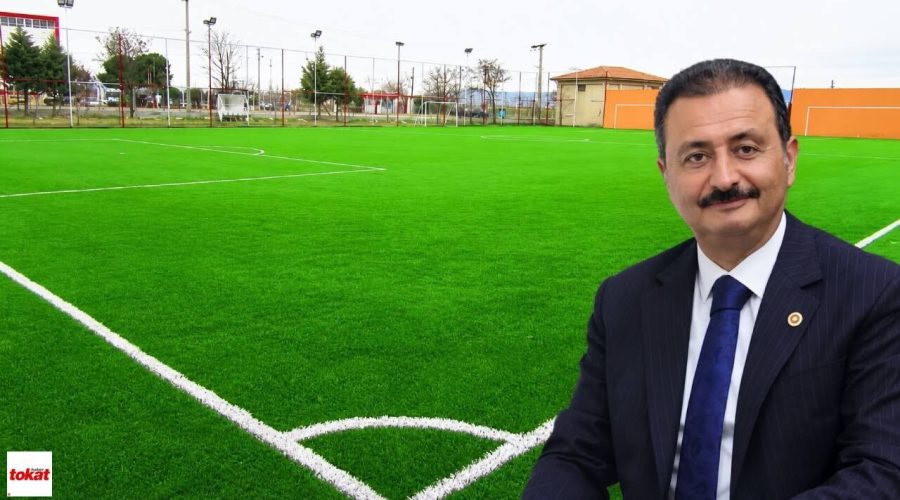 Reşadiye’nin Futbol Sahası Baştan Sona Yenileniyor, Kasaya 30 Milyon TL Girdi